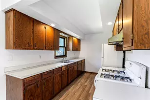 1334 21st St W, Hastings, MN 55033 - Photo 8
