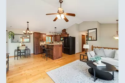 11900 Baypoint Drive, Burnsville, MN 55337 - Photo 8