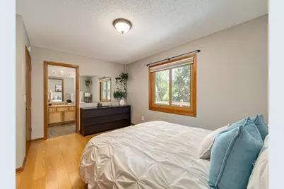 11900 Baypoint Drive, Burnsville, MN 55337 - Photo 14