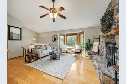11900 Baypoint Drive, Burnsville, MN 55337 - Photo 6