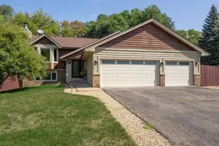 11900 Baypoint Dr, Burnsville, MN 55337 - Photo 1
