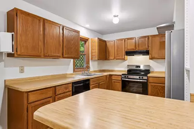 2608 Clinton Avenue, Minneapolis, MN 55408 - Photo 24