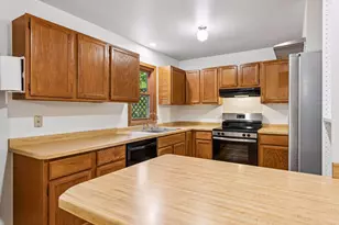 2608 Clinton Ave, Minneapolis, MN 55408 - Photo 24