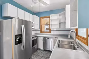 524 Harrison Ave, Saint Paul, MN 55102 - Photo 8