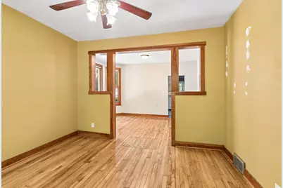 524 Harrison Avenue, Saint Paul, MN 55102 - Photo 2