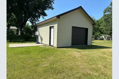 1333 Walnut Street, Dawson, MN 56232 - Photo 4