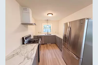 572 11th Avenue NW, New Brighton, MN 55112 - Photo 2