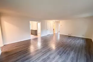 572 11th Ave NW, New Brighton, MN 55112 - Photo 4