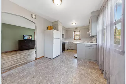 409 S 5th Street, Le Sueur, MN 56058 - Photo 10