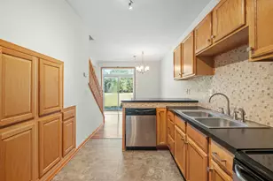 631 Roundhouse St, Shakopee, MN 55379 - Photo 12