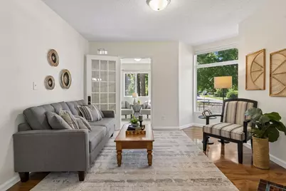 620 Ohio Street, Saint Paul, MN 55107 - Photo 2