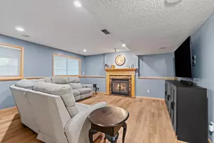 21233 Independence Ave, Lakeville, MN 55044 - Photo 16