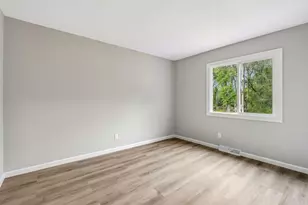 10664 Kyle Ave N, Brooklyn Park, MN 55443 - Photo 20