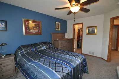 8846 92nd Street S, Cottage Grove, MN 55016 - Photo 18