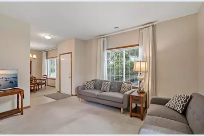 8012 Stratford Circle S, Shakopee, MN 55379 - Photo 26