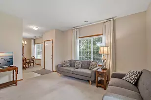 8012 Stratford Cir S, Shakopee, MN 55379 - Photo 26