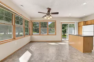 468 Hayes Dr, Hastings, MN 55033 - Photo 12