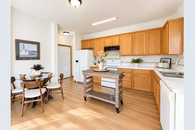 12141 85th Place N, Maple Grove, MN 55369 - Photo 8