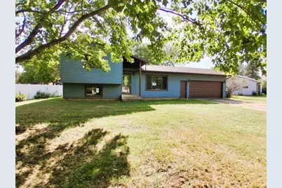 831 Cumming Lane, Saint Cloud, MN 56301 - Photo 1
