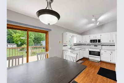 7005 Jocelyn Avenue S, Cottage Grove, MN 55016 - Photo 6