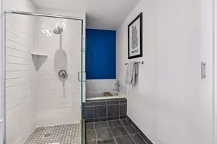 45 University Ave SE, Minneapolis, MN 55414 - Photo 28