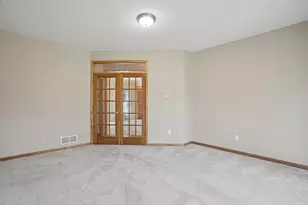 8781 Royal Ct NW, Anoka, MN 55303 - Photo 16