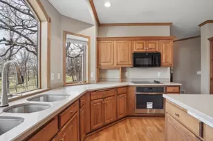8781 Royal Ct NW, Anoka, MN 55303 - Photo 10