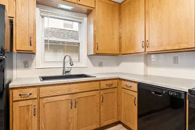 802 8th Avenue NW, Austin, MN 55912 - Photo 32