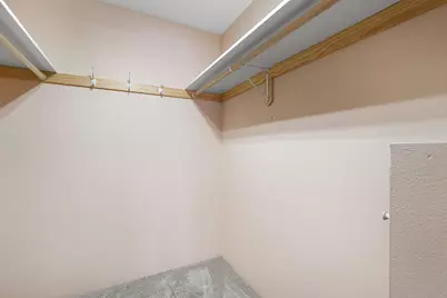 400 Oakland Place NE #9, Austin, MN 55912 - Photo 26
