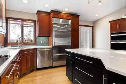 400 Oakland Place NE #9, Austin, MN 55912 - Photo 10