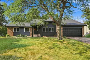 6649 Buckingham Rd, Woodbury, MN 55125 - Photo 22
