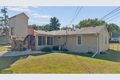 8635 Colfax Avenue S, Bloomington, MN 55420 - Photo 18