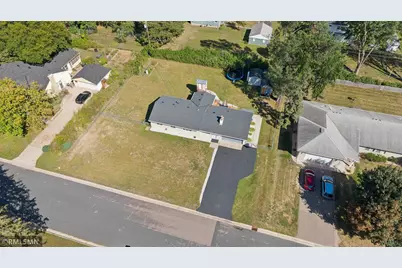 8635 Colfax Avenue S, Bloomington, MN 55420 - Photo 2