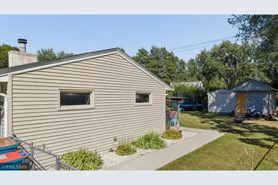 8635 Colfax Avenue S, Bloomington, MN 55420 - Photo 16