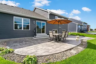 15135 Emory Cir, Apple Valley, MN 55124 - Photo 2