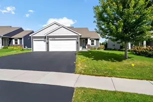 15135 Emory Cir, Apple Valley, MN 55124 - Photo 1