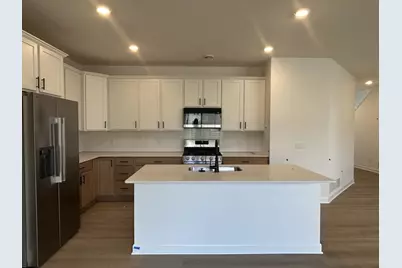 2307 Williams Street, Shakopee, MN 55379 - Photo 2