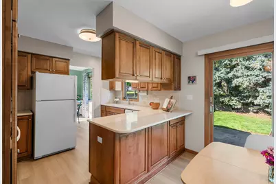 10024 Johnson Circle, Bloomington, MN 55437 - Photo 12