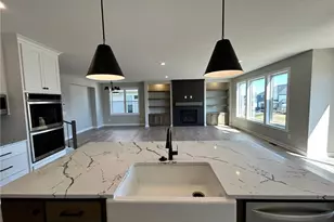 4097 Arbor Dr, Woodbury, MN 55129 - Photo 16