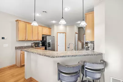 3425 Hazel Trail #D, Woodbury, MN 55129 - Photo 10