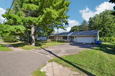 906 N Cascade Street, Osceola, WI 54020 - Photo 2