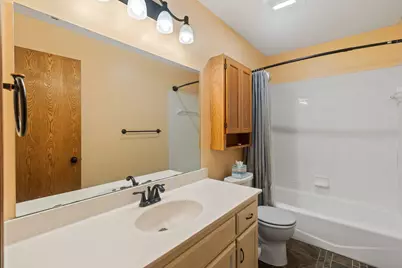 9337 Jeffery Court S, Cottage Grove, MN 55016 - Photo 18