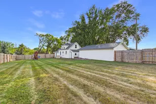 201 Nelson Street S, Cyrus, MN 56323 - Photo 2
