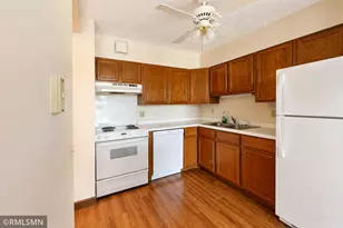 7600 Golden Valley Rd, Golden Valley, MN 55427 - Photo 2
