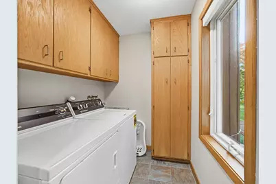 78 Bridgewater Drive, Vadnais Heights, MN 55127 - Photo 22