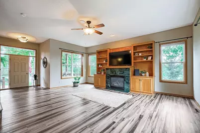 924 36th Street W, Hastings, MN 55033 - Photo 4