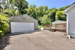 418 Belvidere St E, Saint Paul, MN 55107 - Photo 28