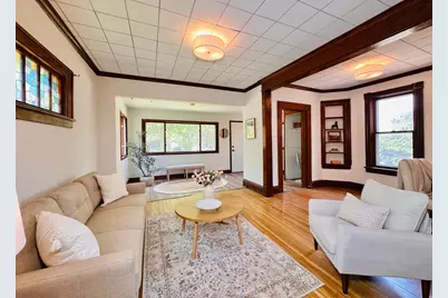 418 Belvidere Street E, Saint Paul, MN 55107 - Photo 4