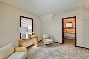 418 Belvidere St E, Saint Paul, MN 55107 - Photo 22