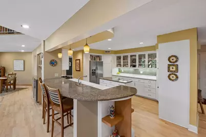 16 Timberglade Road, Bloomington, MN 55437 - Photo 18